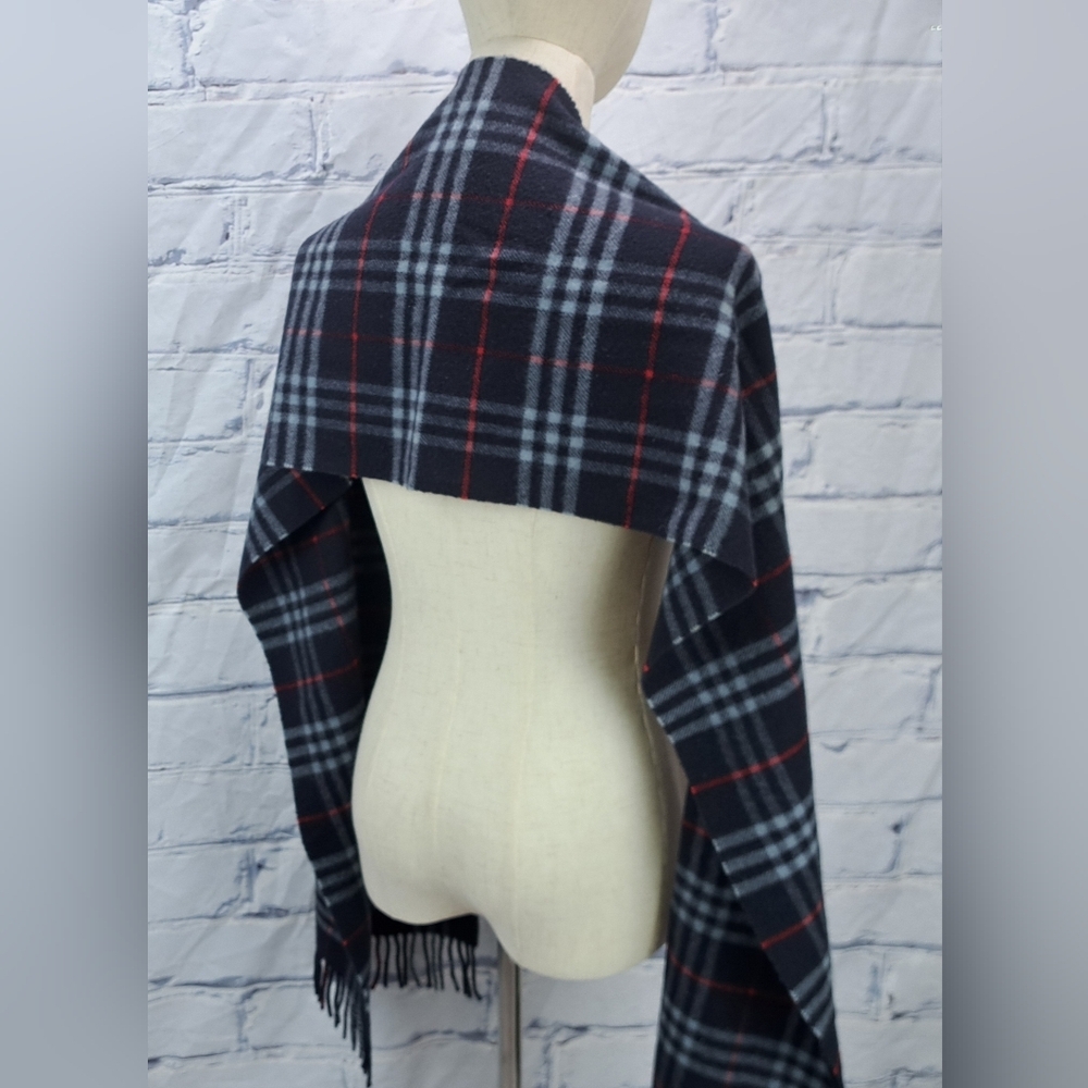 Burberry Vintage Scarf Nova Check 100% Cashmere Wool Scotland Navy Y2K 72" x 12" - Picture 9 of 13